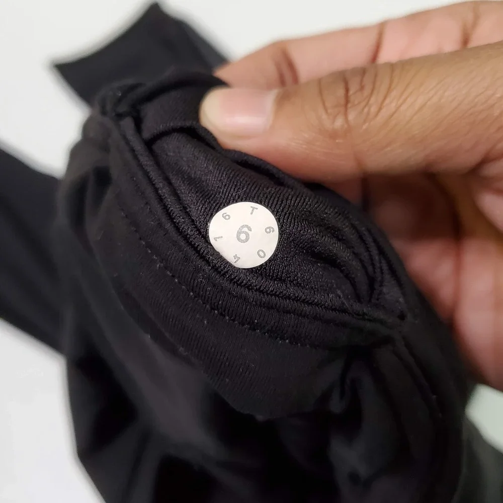 Lululemon Women‎ Activewear Pants 6 Black Hit It Leggings Cropped 22